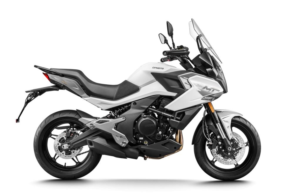 CF Moto 700MT